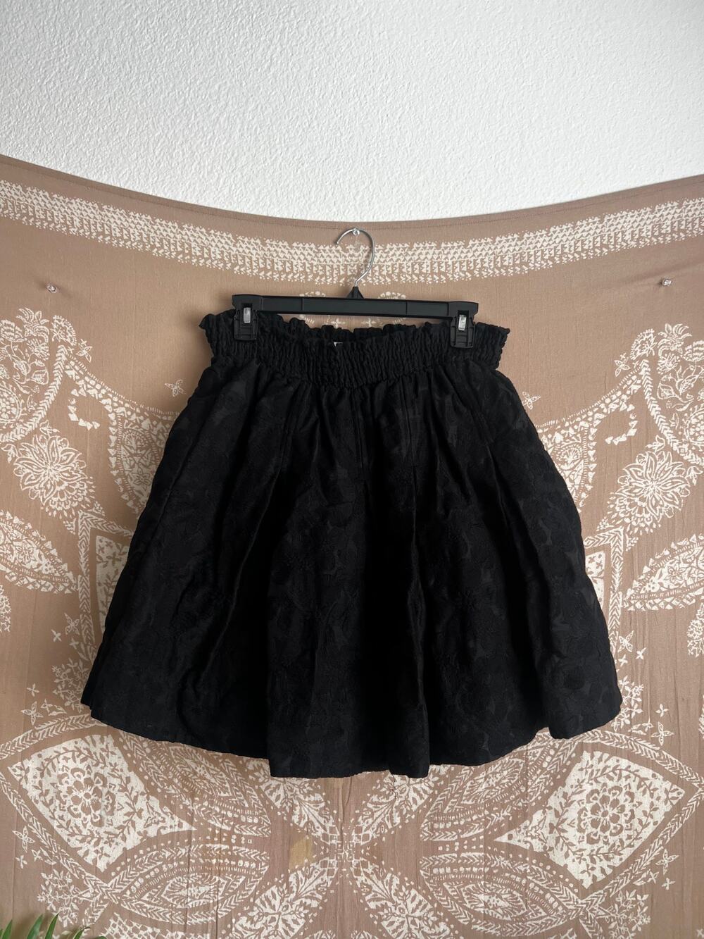 BURU Black Textured Eyelet A-Line Skirt L